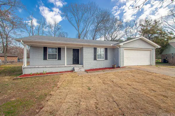 16 Carmen Court, Jacksonville, AR 72223