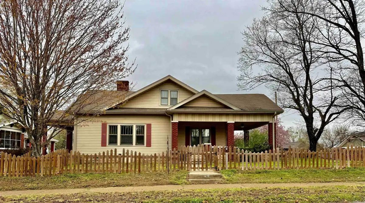 1087 E College Street, Batesville, AR 72501 - #1