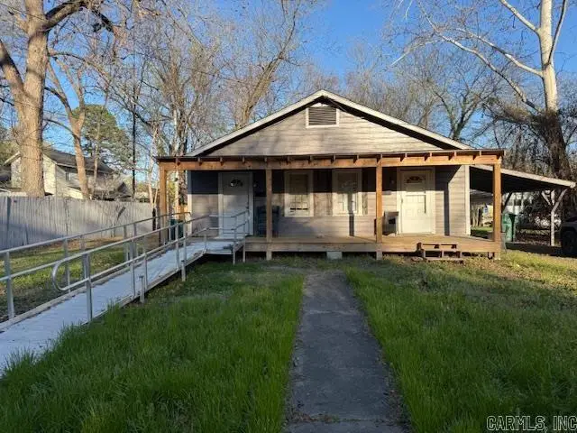 240 Ash Street, Conway, AR 72034 - #3