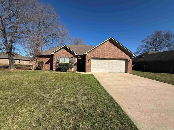 5 Golden Leaf Dr, Greenbrier, AR 72058