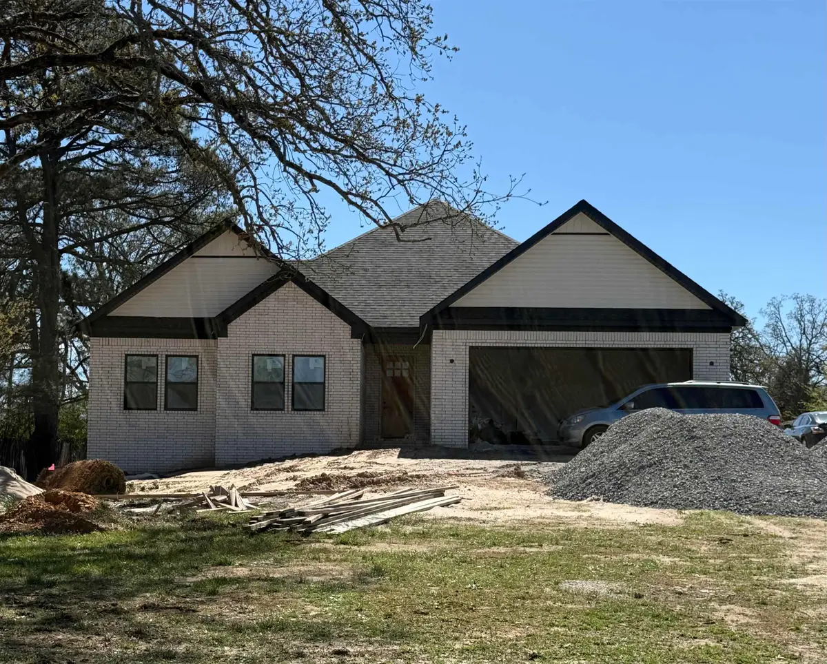 1304 E Maryland Avenue, Sherwood, AR 72120 - #1