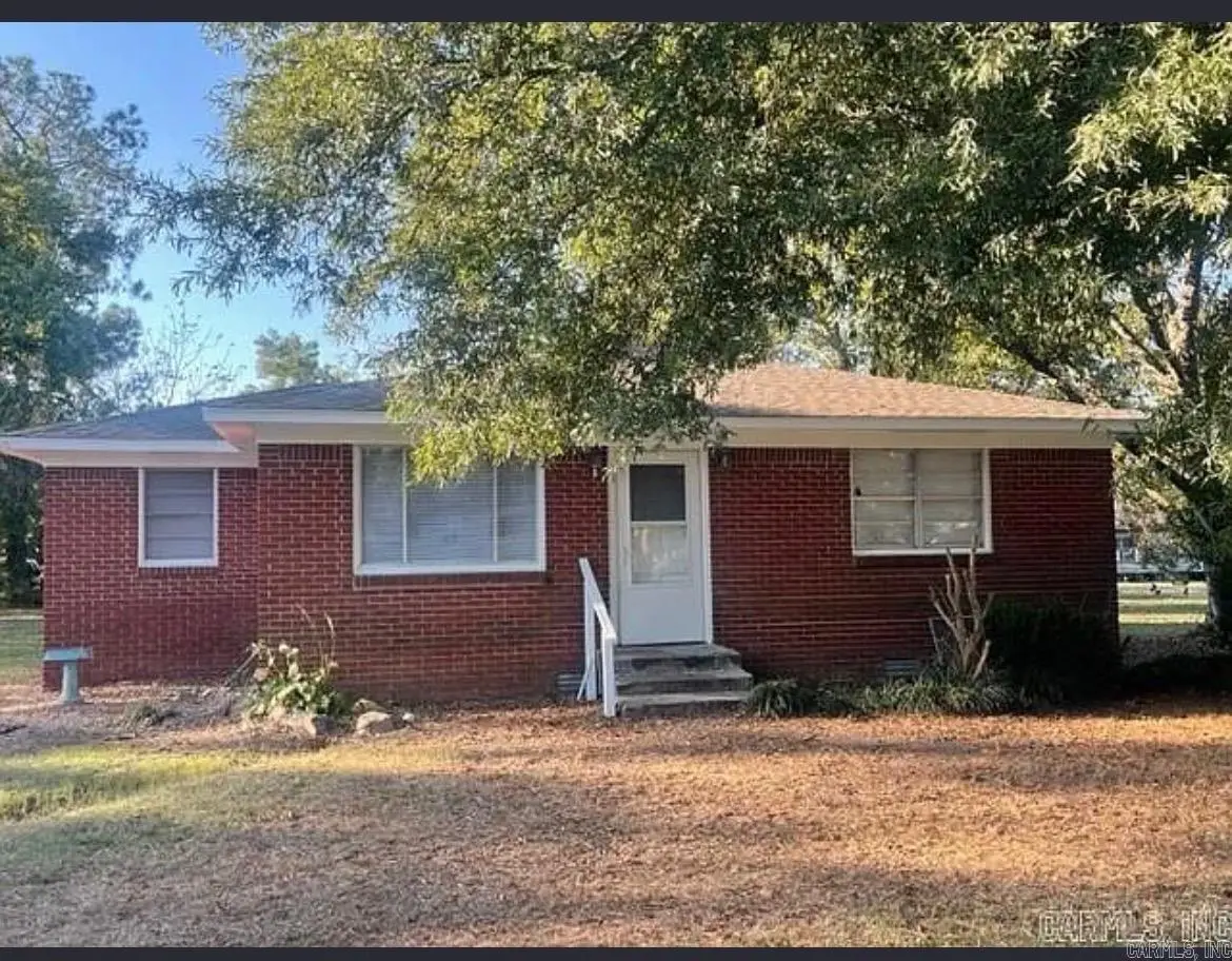 109 E Scott St, Carlisle, AR 72024 - #1