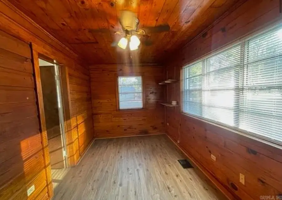 109 E Scott St, Carlisle, AR 72024 - #3