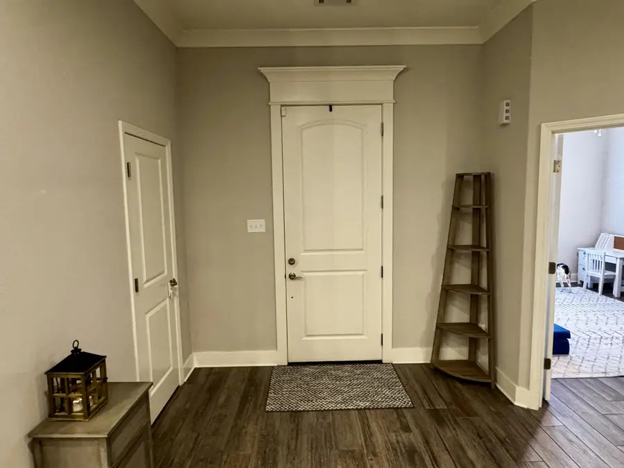 1717 Creekview, Sherwood, AR 72120 - #3