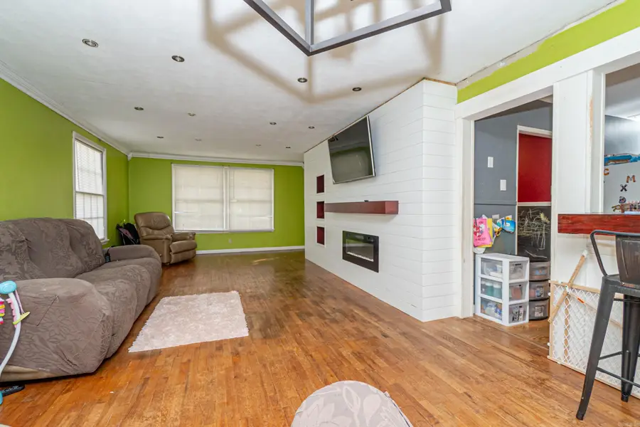 1212 W Cedar Street, El Dorado, AR 71730 - #2