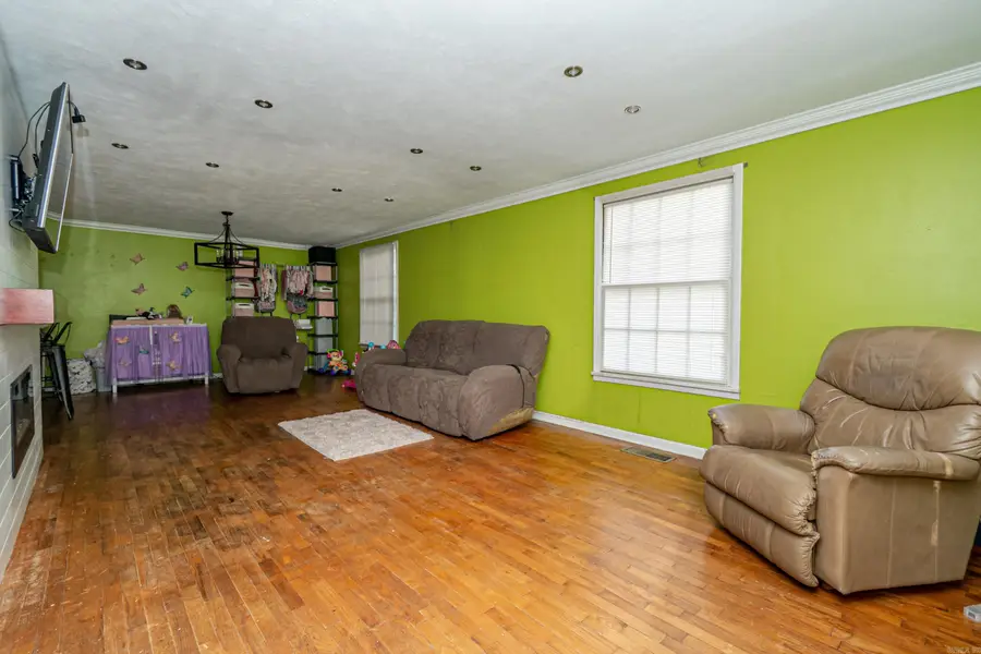 1212 W Cedar Street, El Dorado, AR 71730 - #3