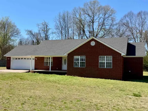 196 Angela Dr, Clarksville, AR 72830