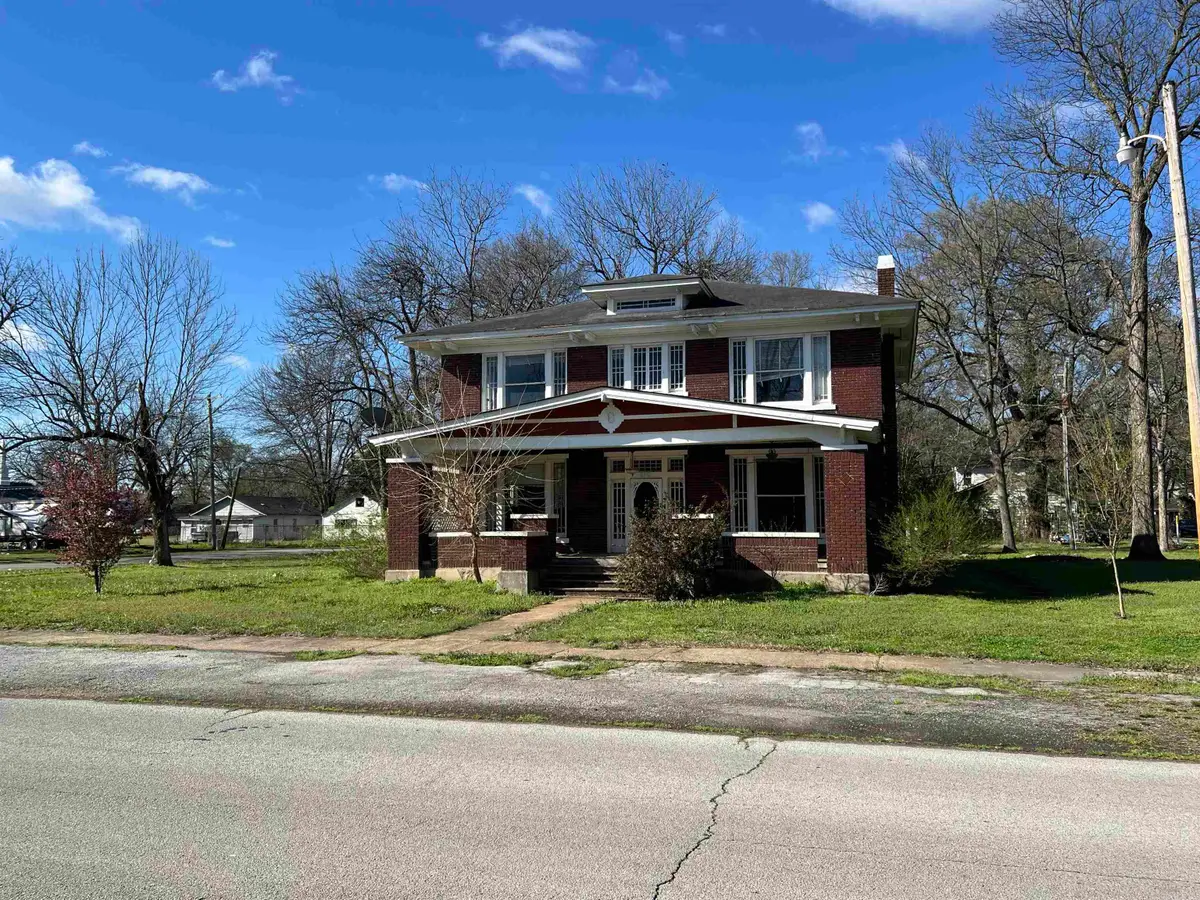 319 Elm Street, Newport, AR 72112 - #1