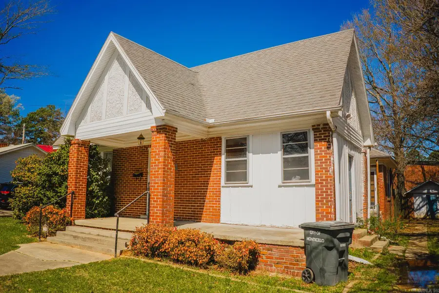119 E College Street, Monticello, AR 71655 - #2