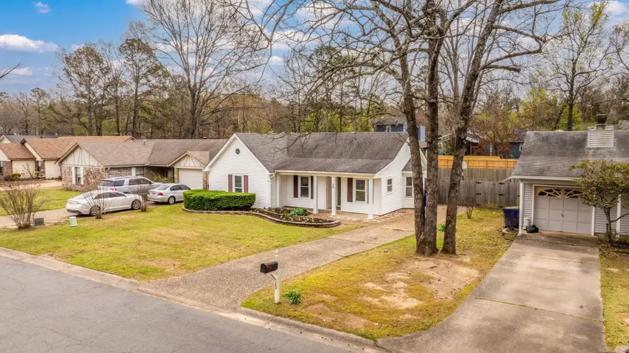 29 Oak Forest Dr, Maumelle, AR 72113 - #3