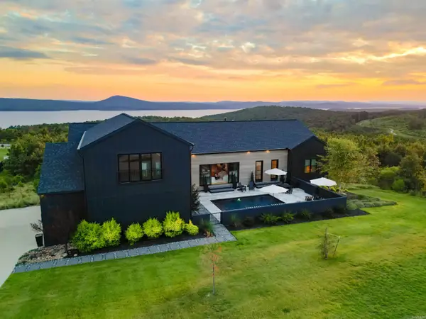 20 Waterview Garden Lane, Roland, AR 72135