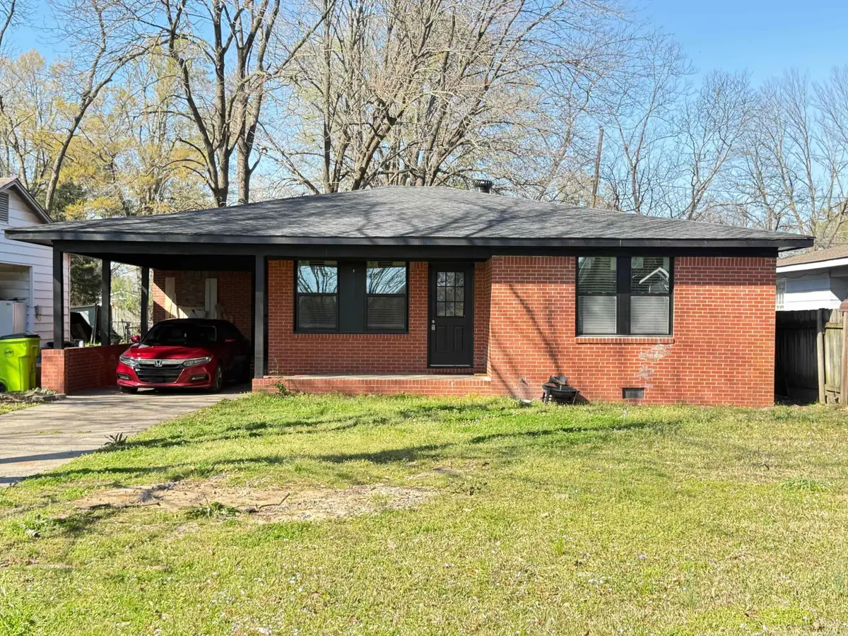 802 W 5th Street, Stuttgart, AR 72160 - #1