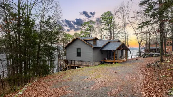 4299 Lake Drive, Clinton, AR 72031