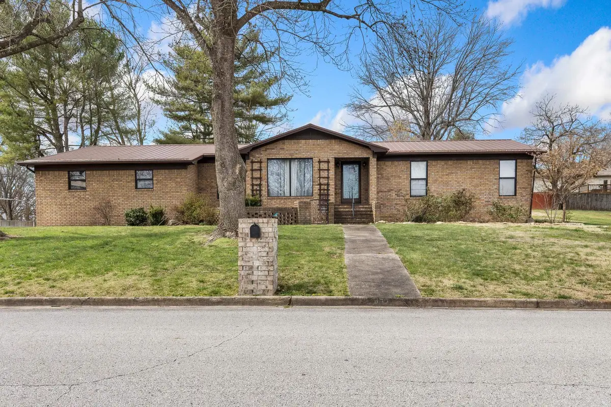402 Tamarind Street, Harrison, AR 72601 - #1
