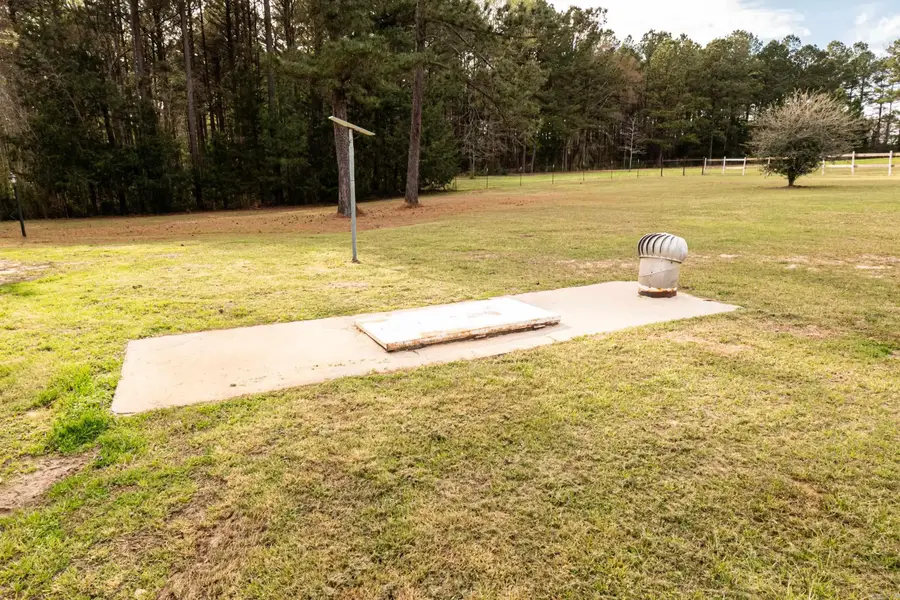 286 Woodland Dr, Junction City, AR 71749 - #3