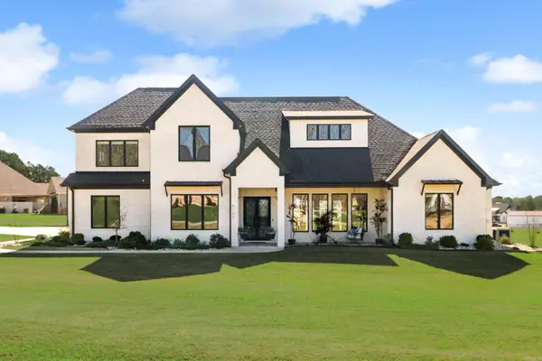 9103 Red Barn Way, Alexander, AR 72002