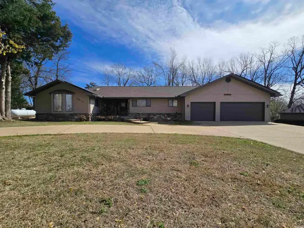 1819 Fairway Drive, Mountain Home, AR 72653
