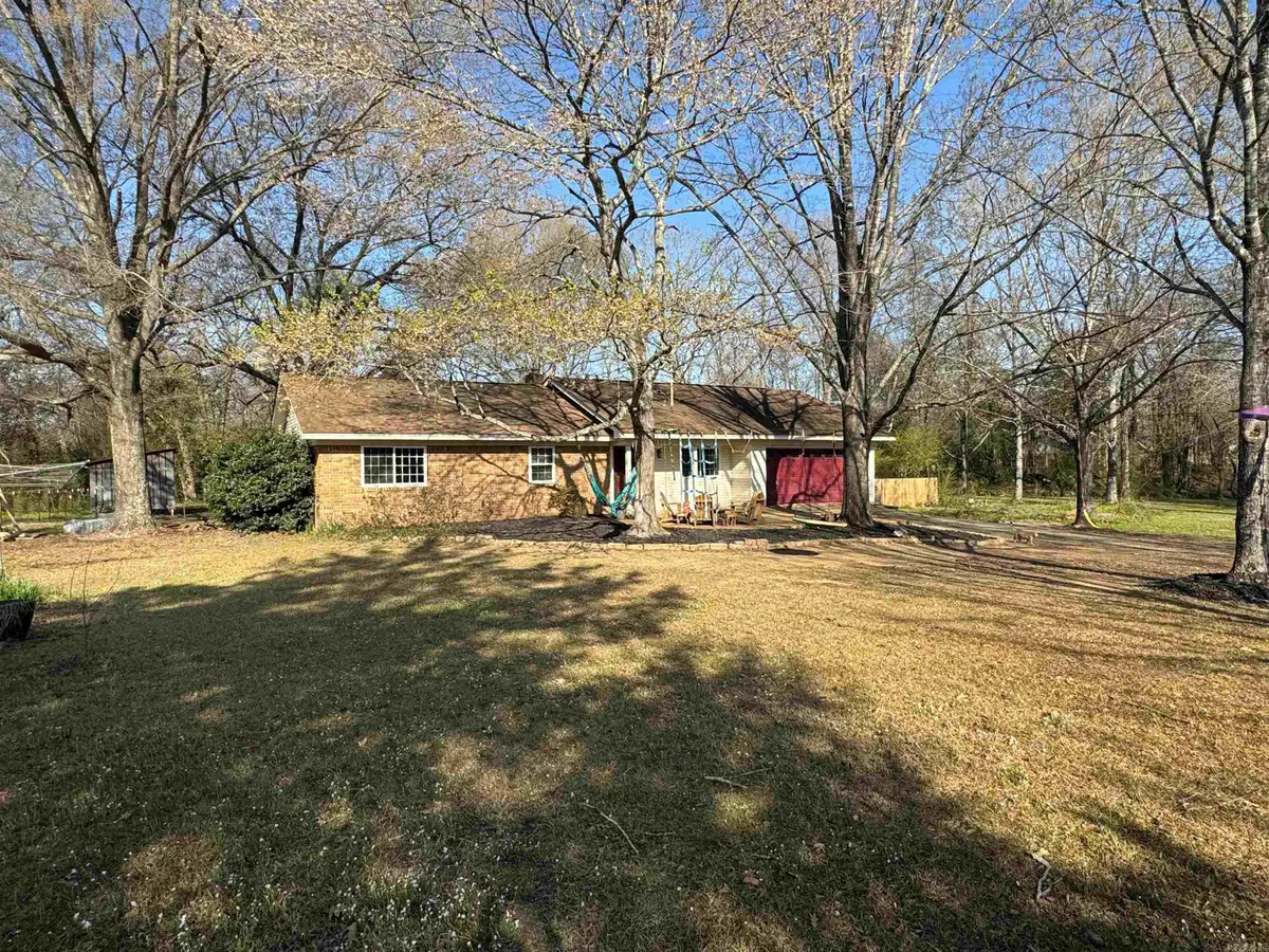 155 N Valley Rd, Searcy, AR 72143 - #1