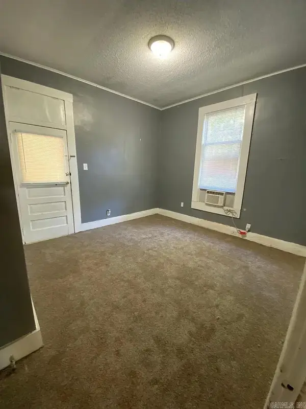 Address Withheld By Seller, Conway, AR 72034