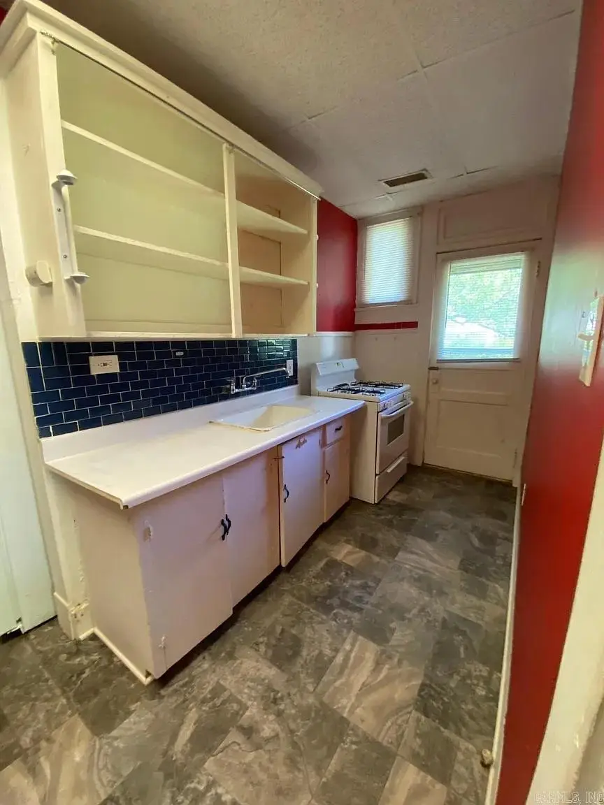 Address Withheld By Seller, Conway, AR 72034 - #3