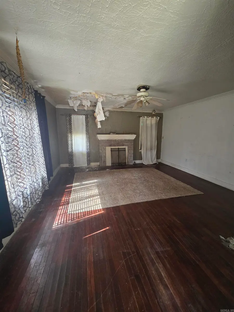 103 Ray Street, North Little Rock, AR 72118 - #3