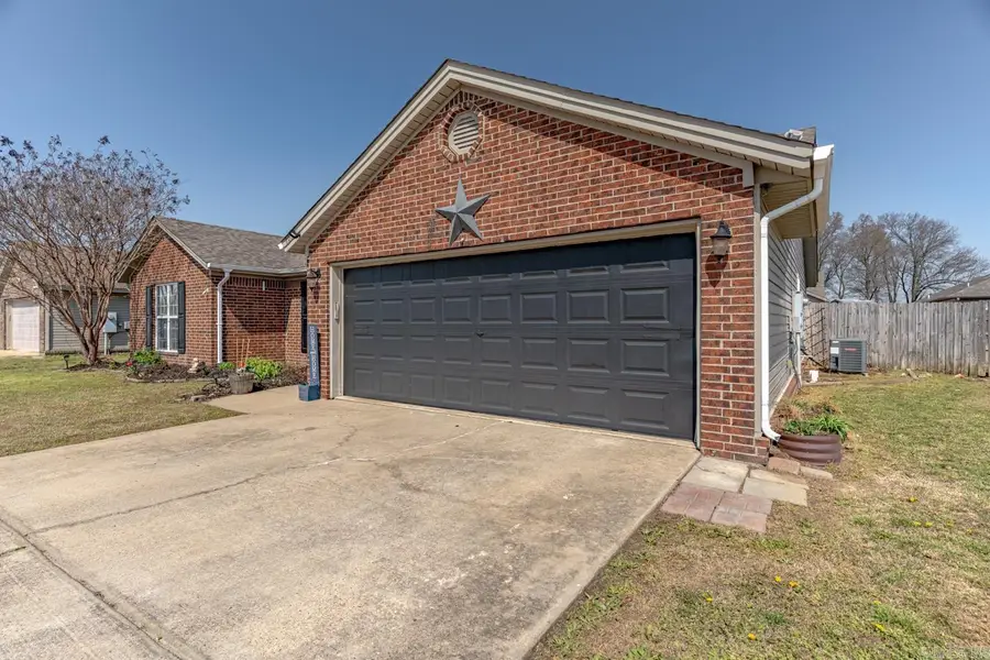 6032 Whitecliff Dr, Jonesboro, AR 72405 - #3