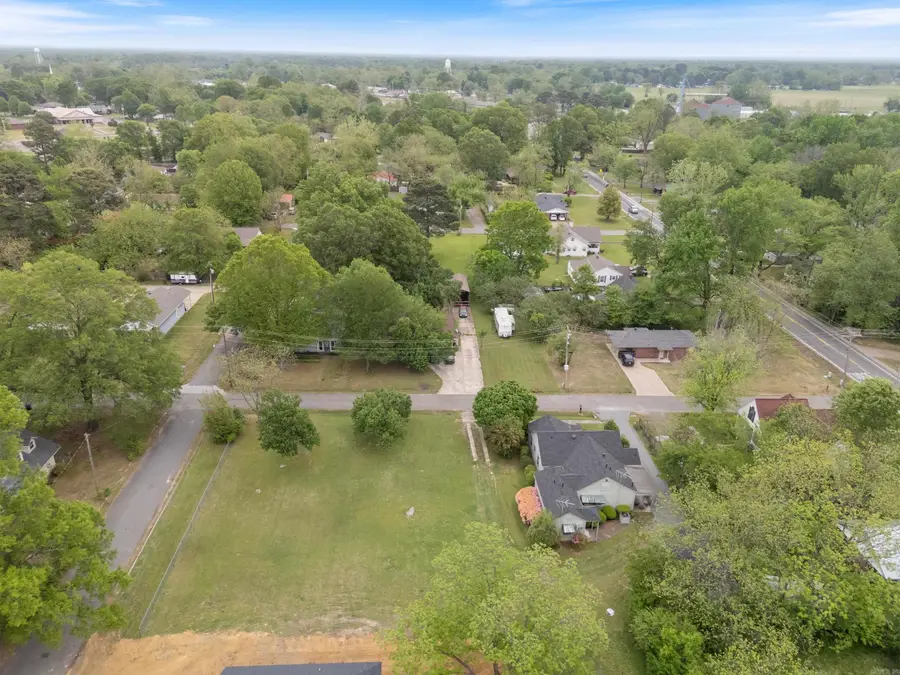 107/109 N Holly St., Beebe, AR 72012 - #3