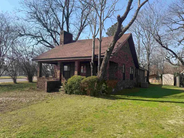 101 W Montgomery Street, Walnut Ridge, AR 72476