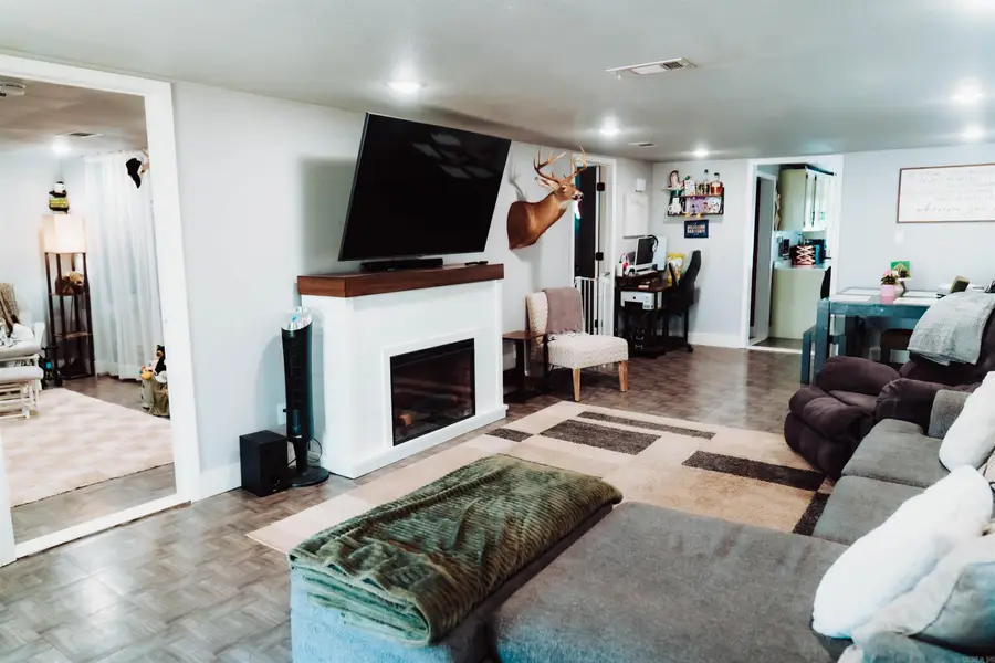 1000 Kenwood, Benton, AR 72015 - #3