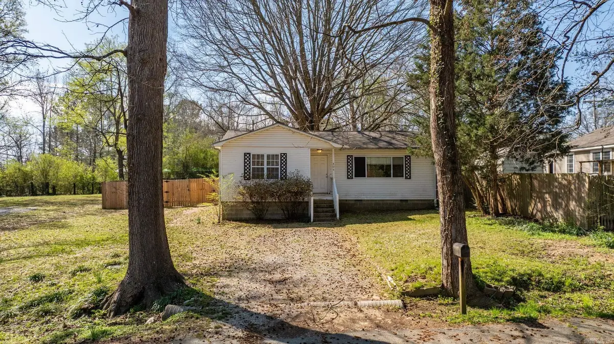 404 NE Third, Bryant, AR 72022 - #1