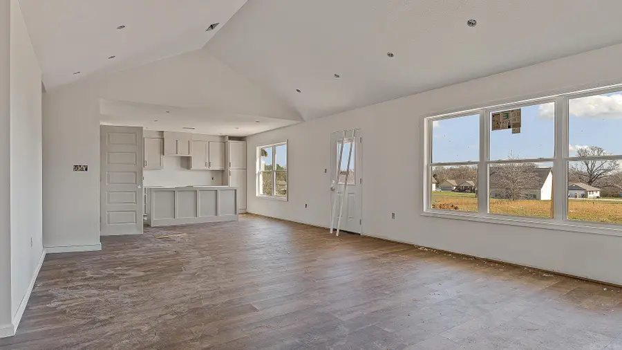 132 Raymond Drive, Paragould, AR 72450 - #2