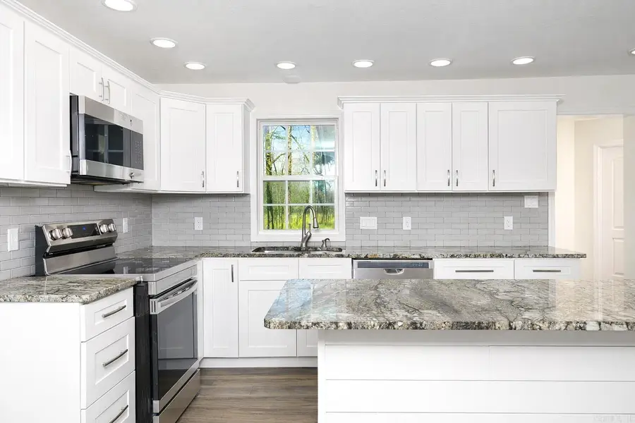 1100 Blue Acres, White Hall, AR 71602 - #3