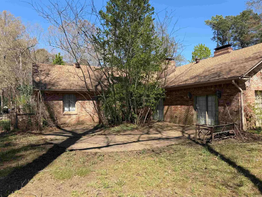 14 Jefferson Place, Pine Bluff, AR 71603 - #3