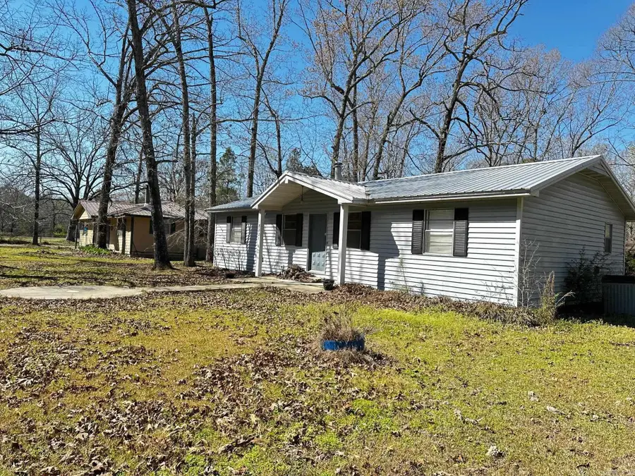 8221 Shannon Road, Pine Bluff, AR 71603 - #2