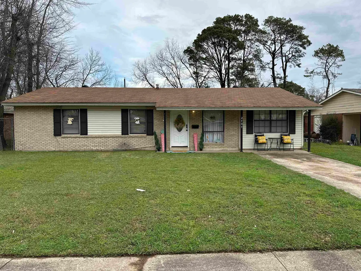 2707 Colonial Avenue, Pine Bluff, AR 71601 - #1