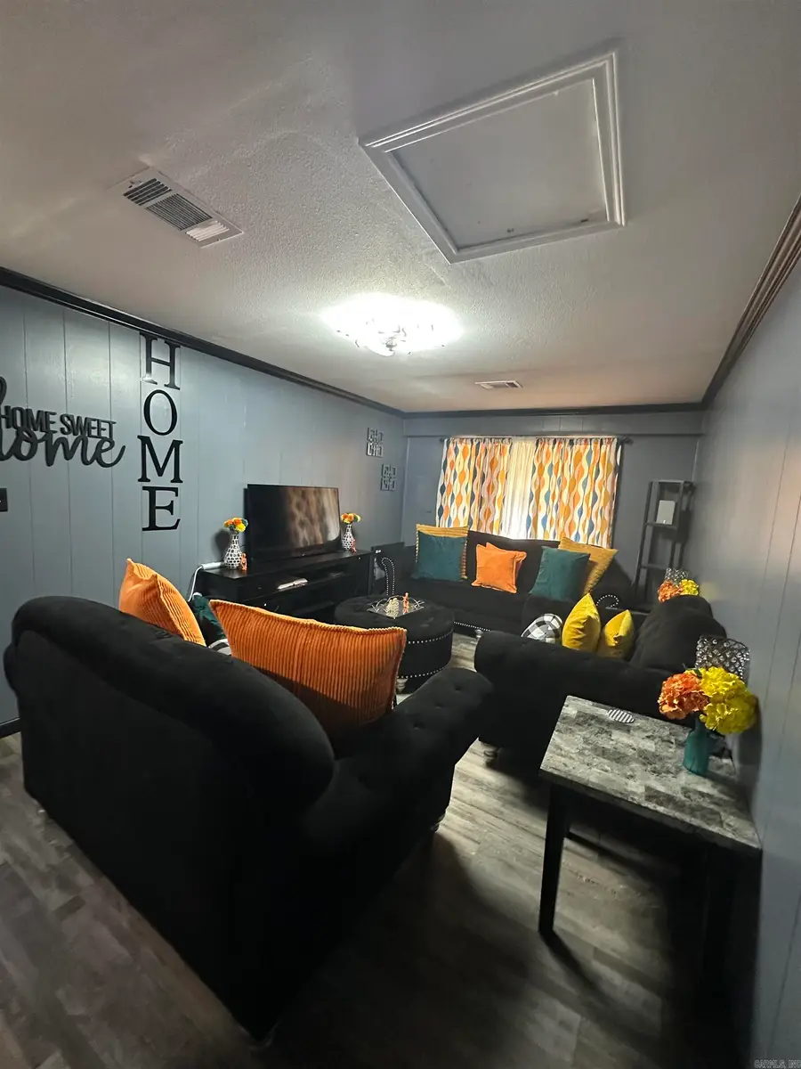 2707 Colonial Avenue, Pine Bluff, AR 71601 - #3