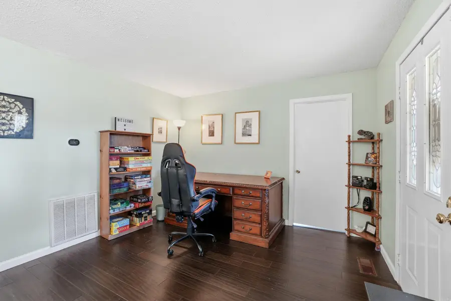 5906 Karen Drive, North Little Rock, AR 72118 - #3