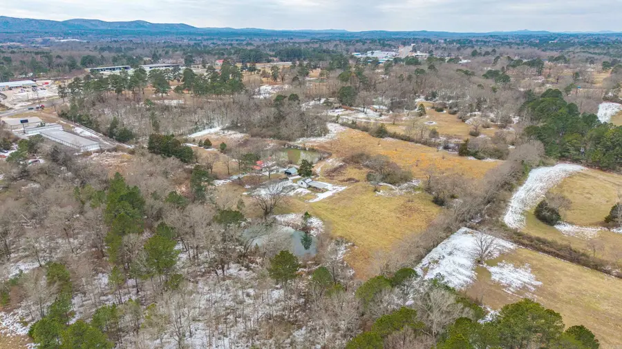 173 Memorial Ln Lane, Hot Springs, AR 71913 - #3