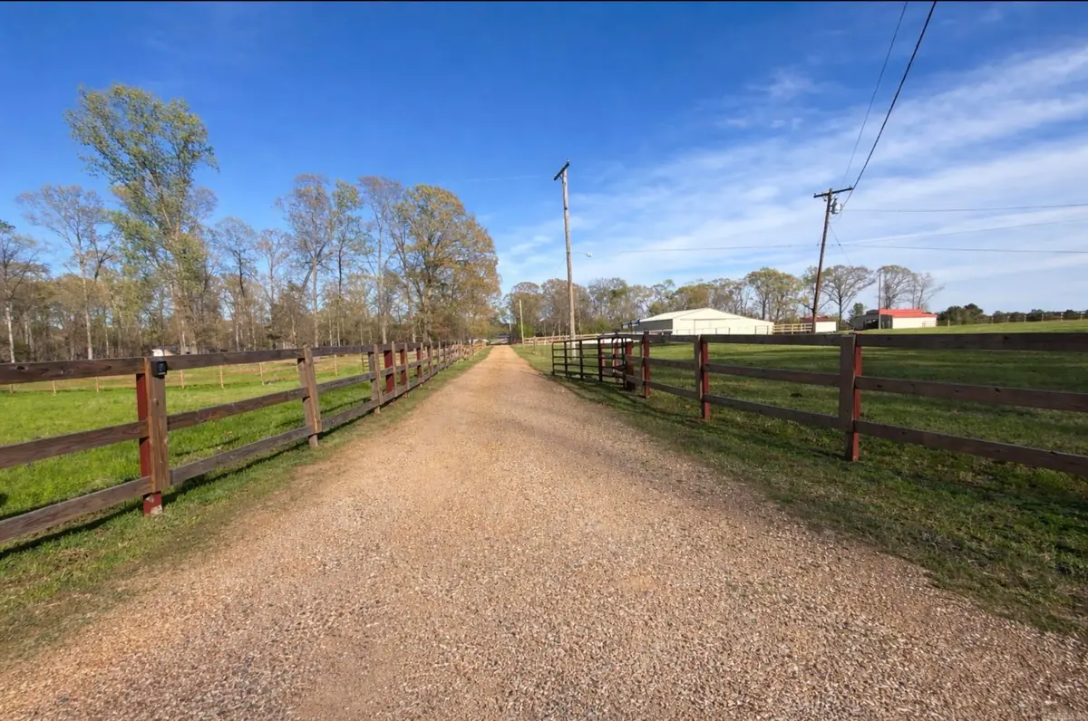 267 Roberson Rd, El Dorado, AR 71730 - #1