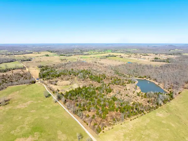 Green Valley Rd, Viola, AR 72583