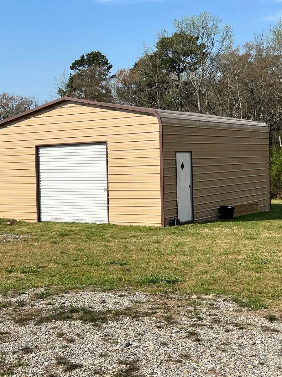 426 D Garner, Amity, AR 71921 - #2