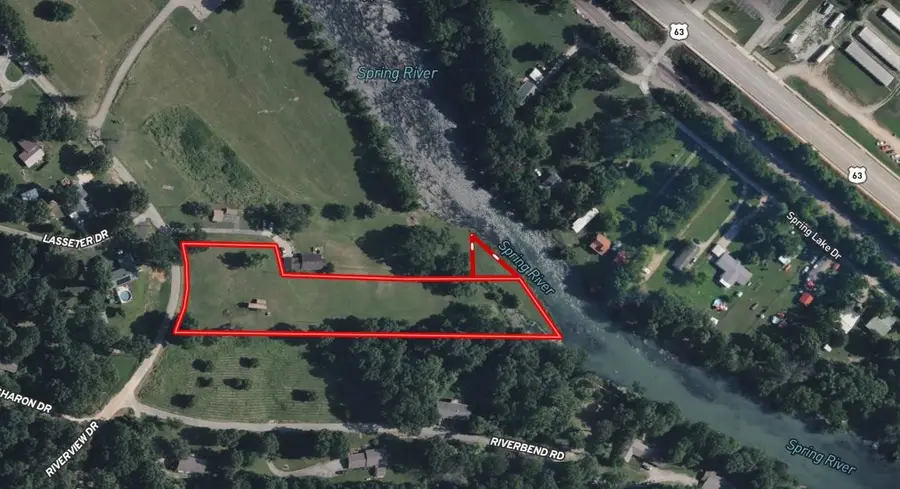 620 Riverview Drive, Mammoth Spring, AR 72554 - #2