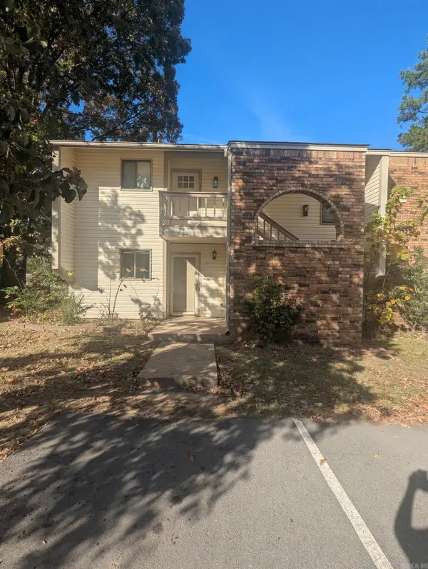 101 Pine Forest #E 18, Maumelle, AR 72113