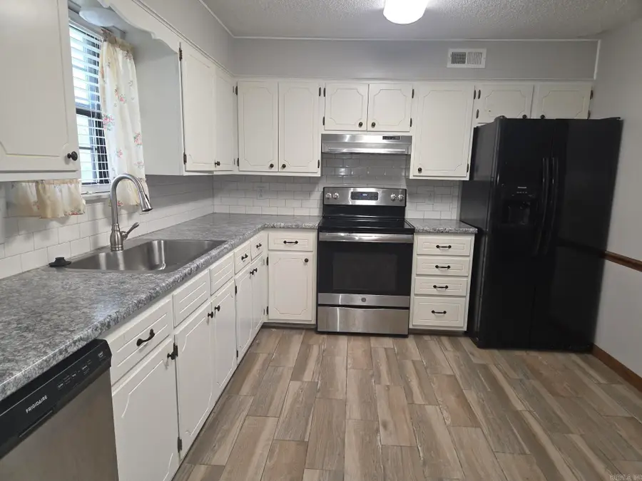 25 Robbye Lane, Searcy, AR 72143 - #2