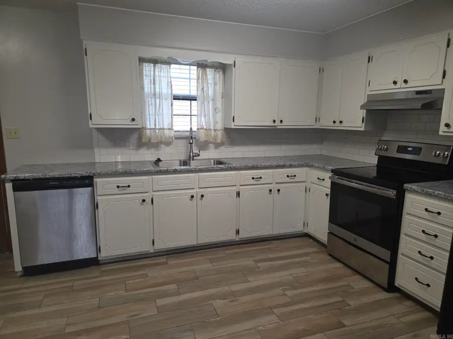 25 Robbye Lane, Searcy, AR 72143 - #3