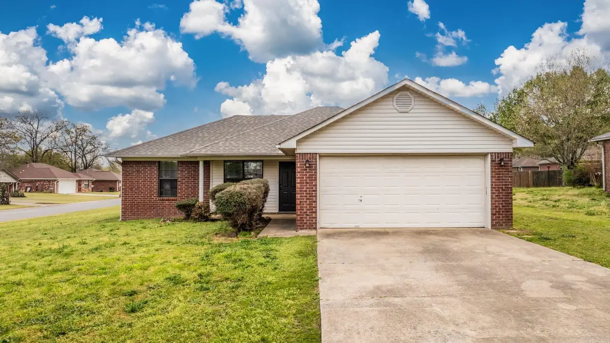 1720 Ozark, Conway, AR 72034 - #1