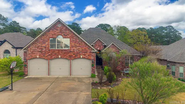 120 Majestic Circle, Maumelle, AR 72113