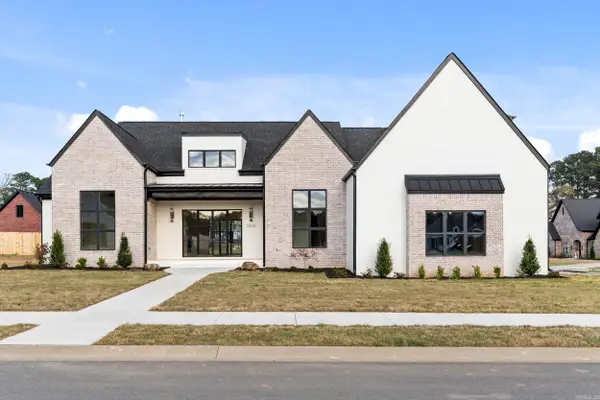 1600 Dolphin, Conway, AR 72034