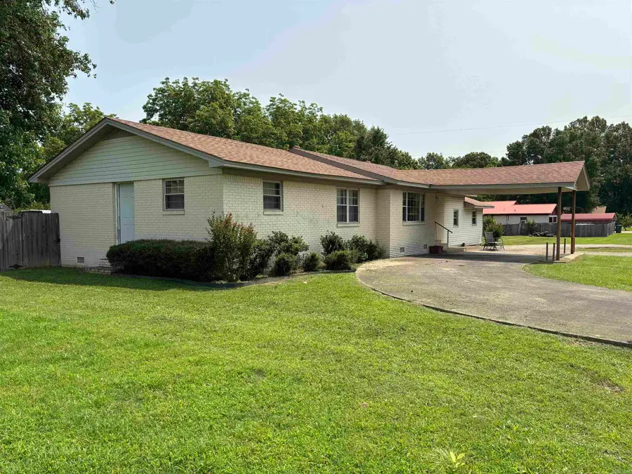 906 W Louisiana Street, Beebe, AR 72012 - #2