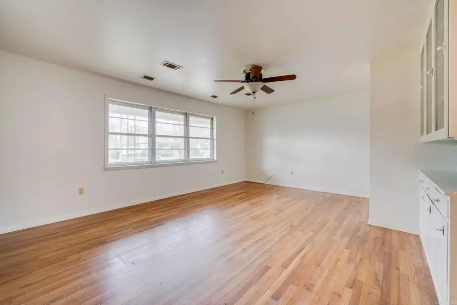 820 Ash Street, Conway, AR 72034 - #2